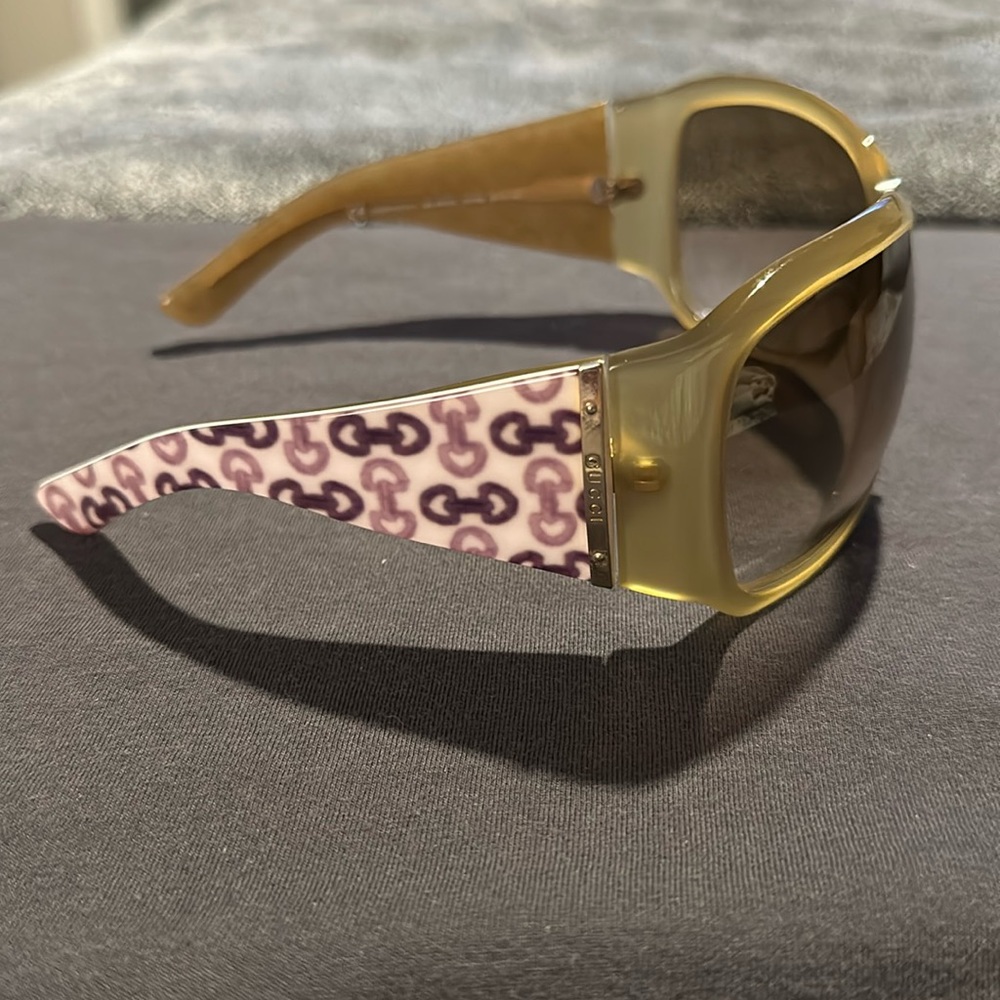 Authentic Gucci Neutrals, Pattern Print Shield Gr… - image 3